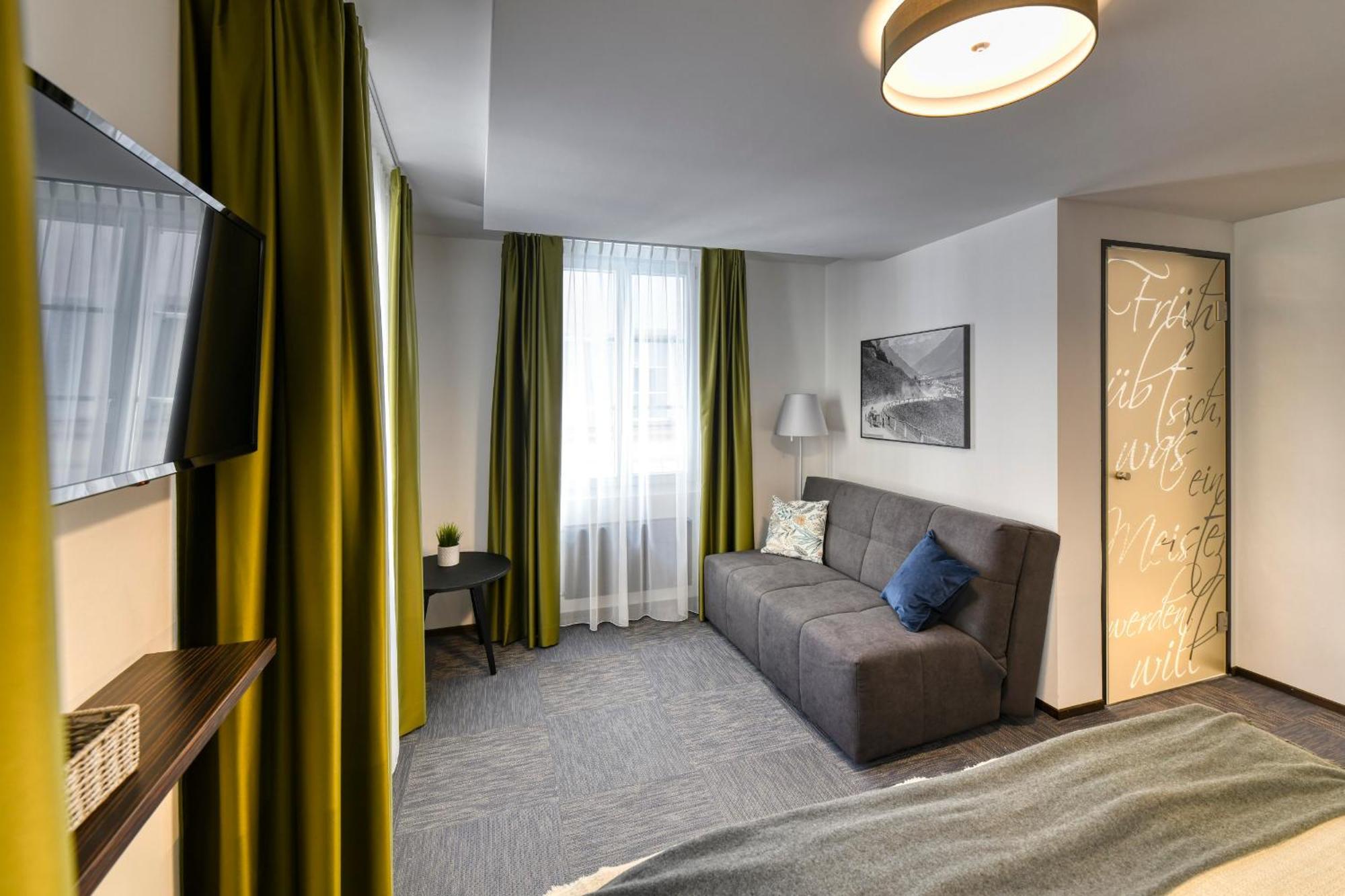 Hotel Reiser Altdorf Eksteriør bilde